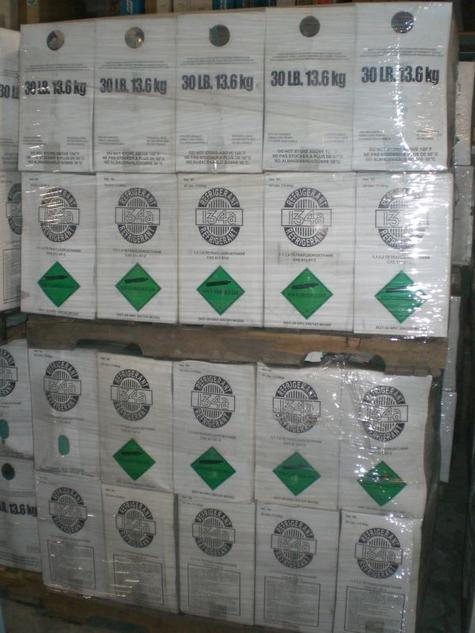 30_lb_Refrigerant_Boxes_Pallet_CFC_HCFC_Wholesale_with_EPA_Compliance.jpg R134A 40 x 30lb Cylinders Automotive Refrigerant FREE FREIGHT! - Image 1
